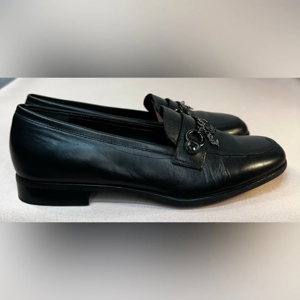 Franco Sarto- Women’s Black Leather Peace & Love Chain Loafers (7.5) - Picture 5 of 14